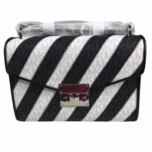 Michael Kors Medium Rose Flap Shoulder Bag NWT - Picture 1 of 8